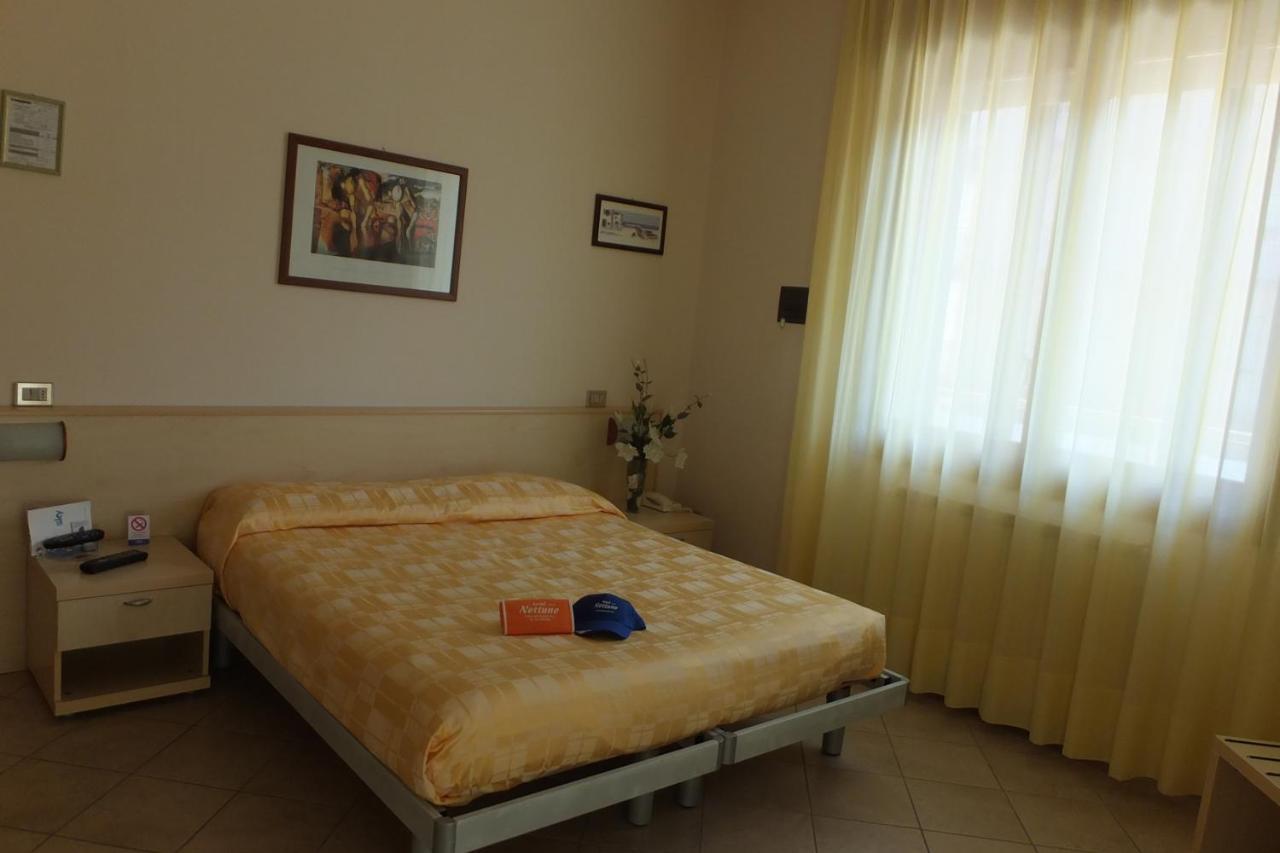 Hotel Nettuno Sottomarina Eksteriør bilde